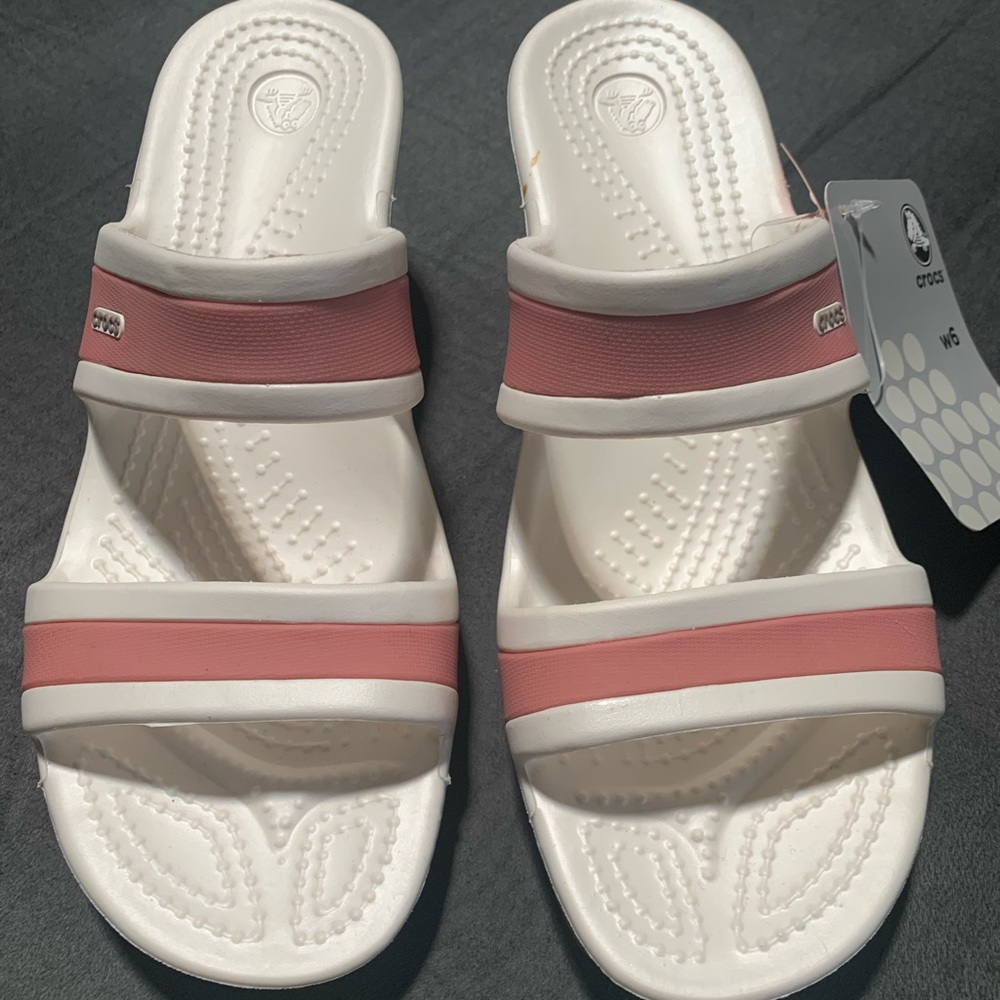 Crocs women